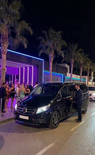 Viajes en grupo y despedidas en Ibiza